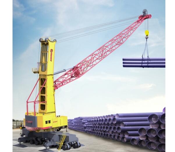 Mobile Harbour Crane