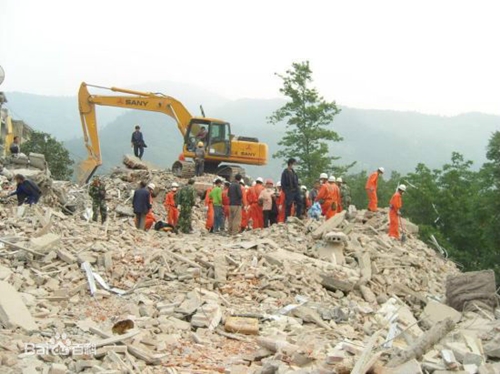 Sauvetage dans le séisme de 2008 au Sichuan - SANY