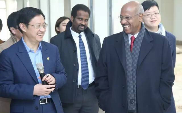 Ambassadeur éthiopien en Chine visite SANY au Pékin