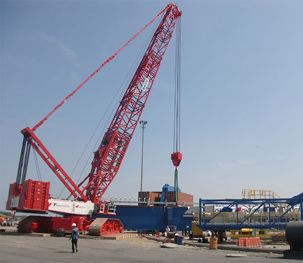 SANY 750t grue sur chenilles participe à la construction en Colombie